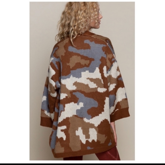 POL Camouflage Sweater. Never Been Worn - Picture 3 of 11
